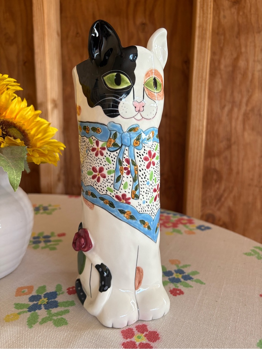 Vintage Susan Paley Catrina Cat
Vase by Ganz Whimsical Folk Art 10"
Granny Cat